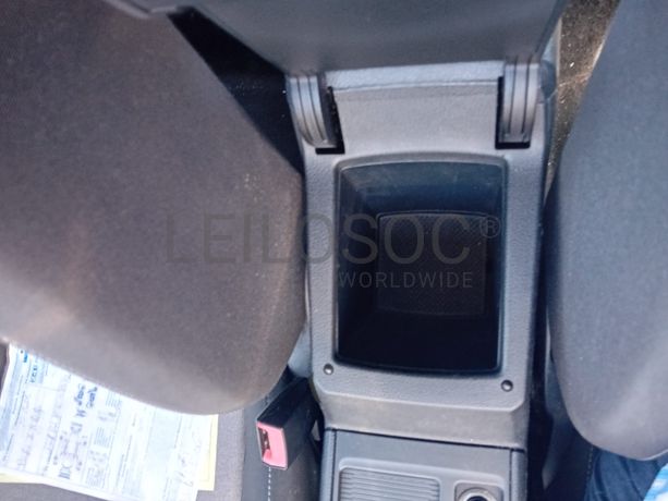 Volkswagen Golf TDI · Ano 2015