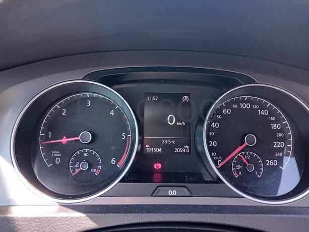 Volkswagen Golf TDI · Ano 2015