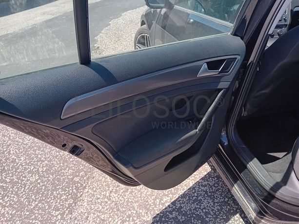 Volkswagen Golf TDI · Ano 2015