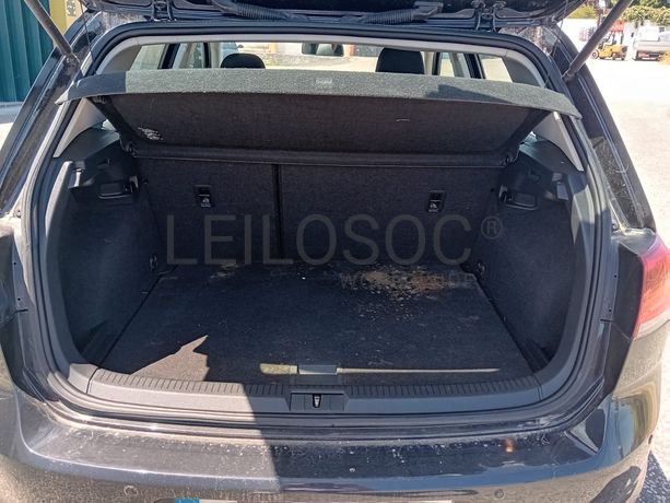 Volkswagen Golf TDI · Ano 2015