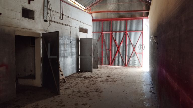 Armazém + Terreno · Santarém