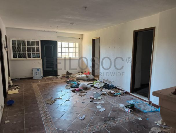 Moradia V3 + Terreno · Alenquer, Lisboa