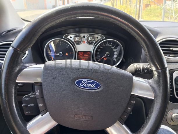 Ford Focus · Ano 2008