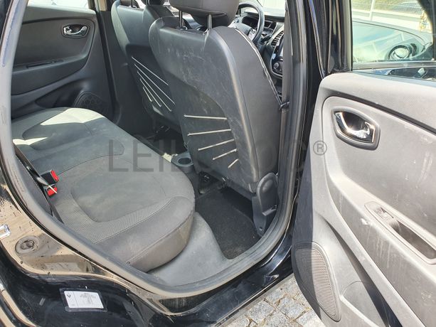 Renault Captur 1.5 DCI · Ano 2016