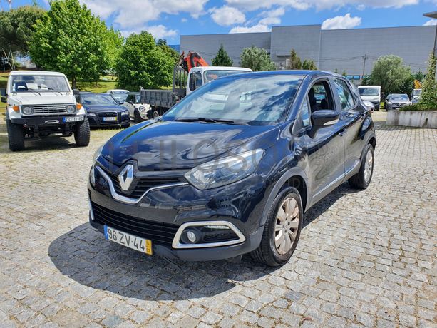 Renault Captur 1.5 DCI · Ano 2016