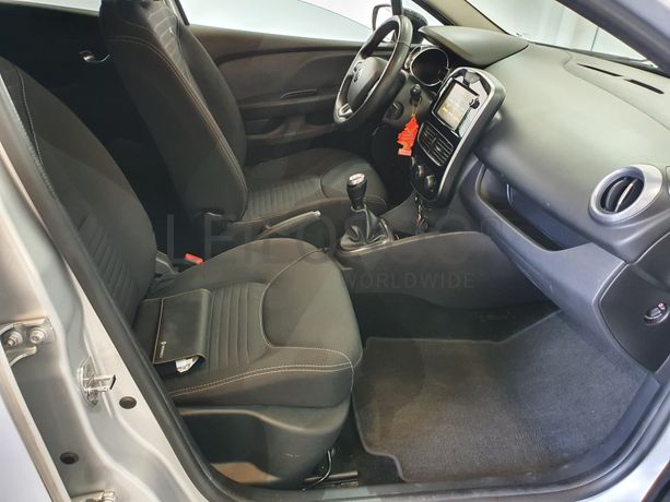 Renault Clio · Ano 2016