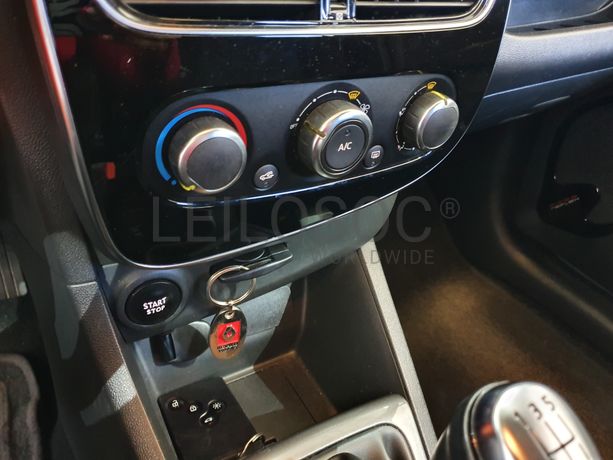 Renault Clio · Ano 2016