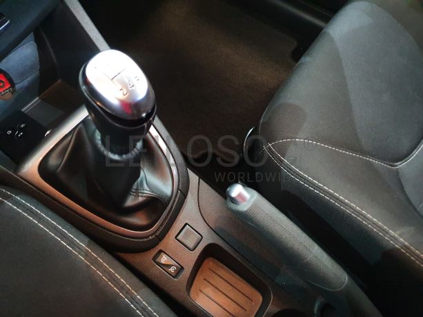 Renault Clio · Ano 2016