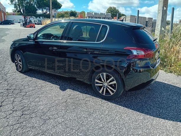 Peugeot 308 · Ano 2015
