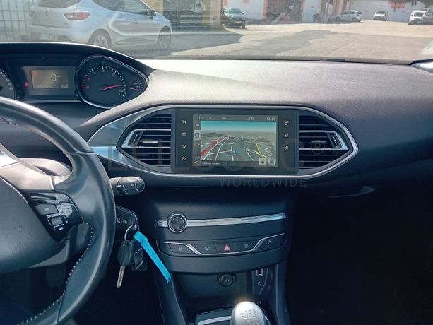 Peugeot 308 · Ano 2015