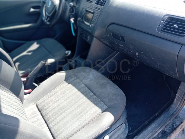 Volkswagen Polo · Ano 2016