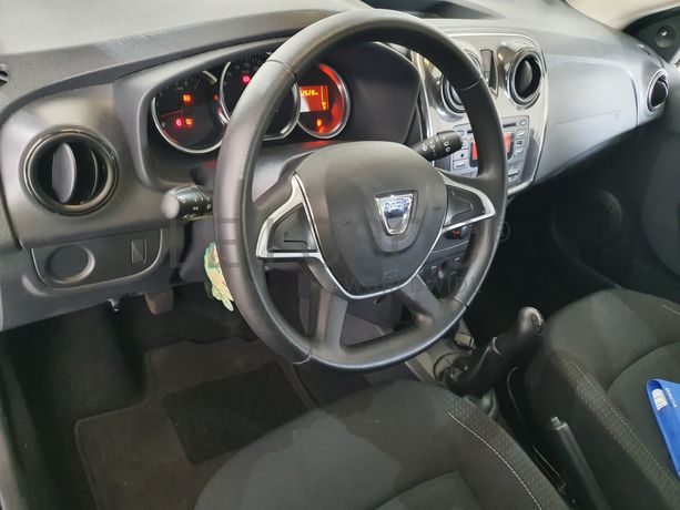 Dacia Sandero · Ano 2018