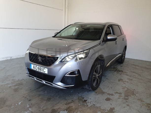 Peugeot 5008 · Ano 2017