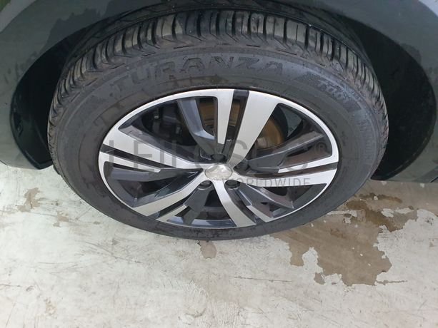 Peugeot 5008 · Ano 2017