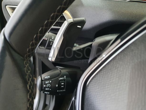 Peugeot 5008 · Ano 2017