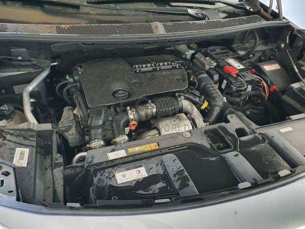 Peugeot 5008 · Ano 2017