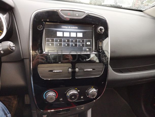 Renault Clio · Ano 2014