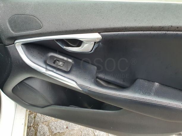 Volvo V40 · Ano 2015