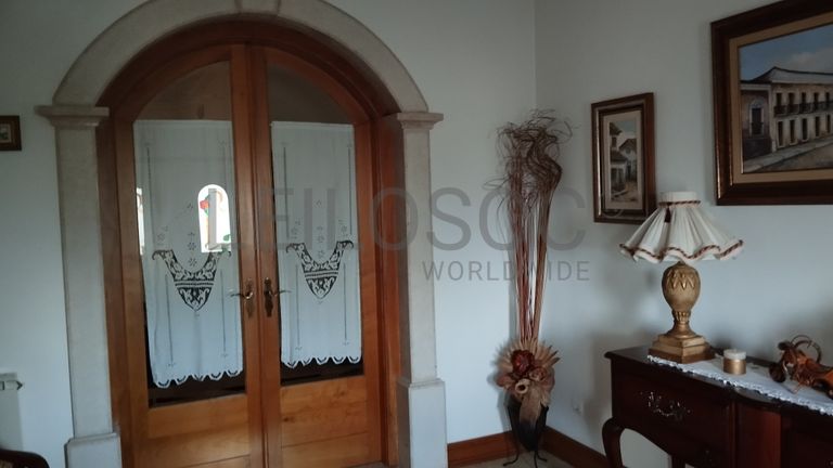 Moradia V4 · Leiria