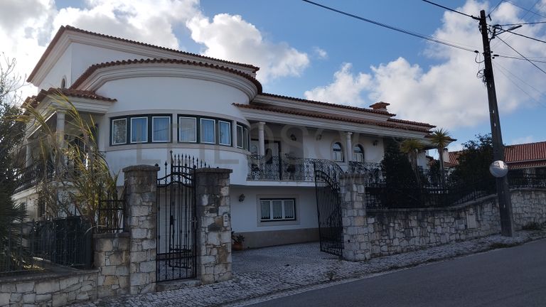 Moradia V4 · Leiria