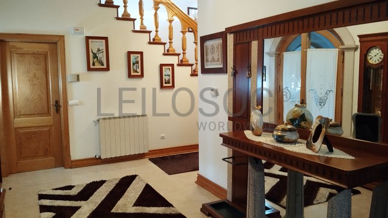 Moradia V4 · Leiria