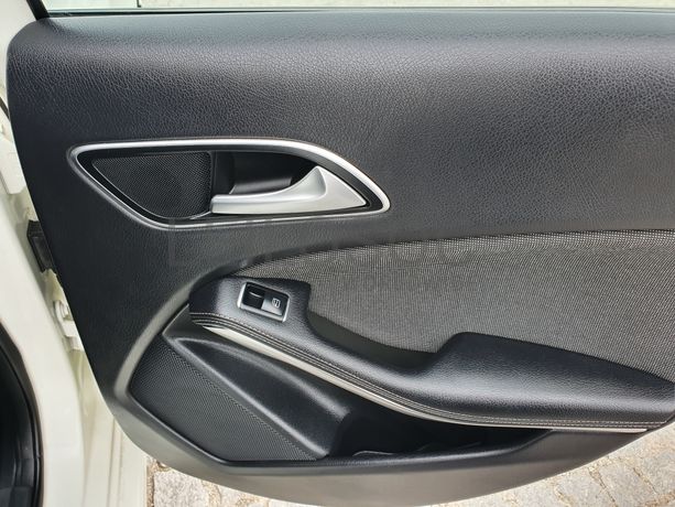 Mercedes-Benz A160D · Ano 2016