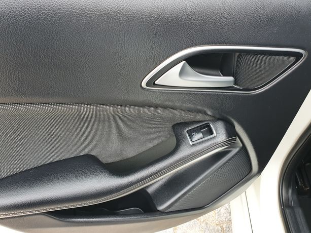 Mercedes-Benz A160D · Ano 2016
