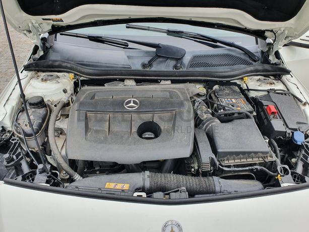 Mercedes-Benz A160D · Ano 2016