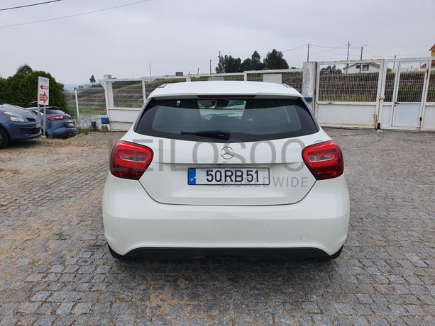 Mercedes-Benz A160D · Ano 2016