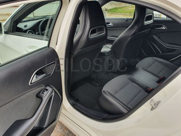 Mercedes-Benz A160D · Ano 2016