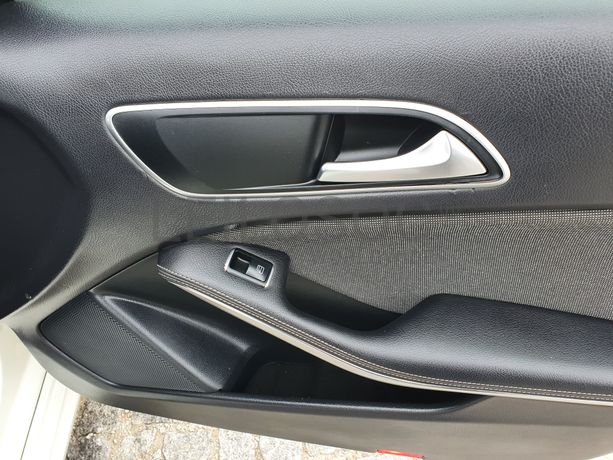 Mercedes-Benz A160D · Ano 2016