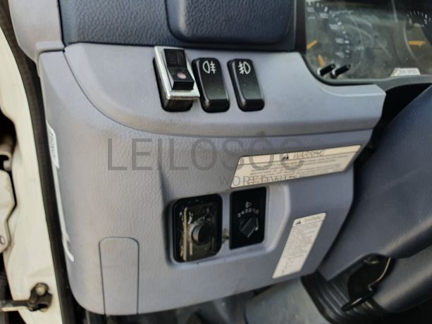 Mitsubishi Canter Fuso 7C18 · Ano 2013