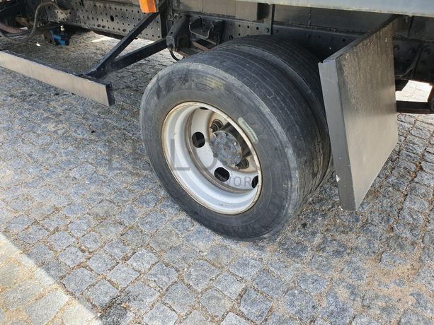 Mitsubishi Canter Fuso 7C18 · Ano 2013