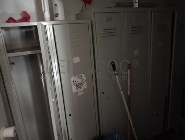 Equipamentos Industriais · Equipamento de Escritório