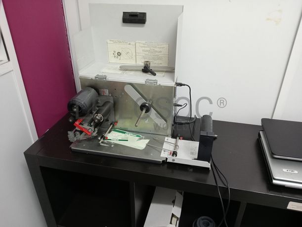 Equipamentos Industriais · Equipamento de Escritório