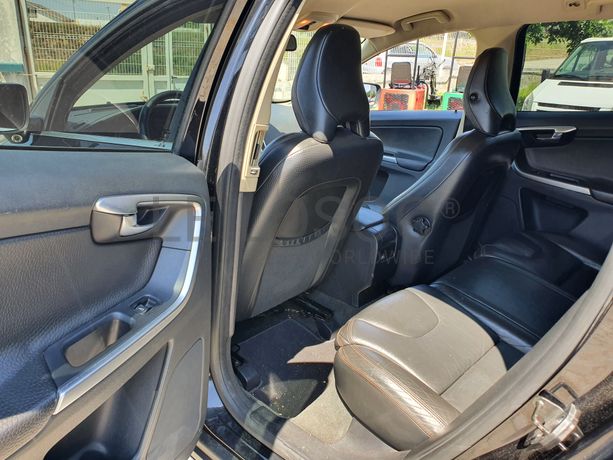 Volvo CX60 · Ano 2009