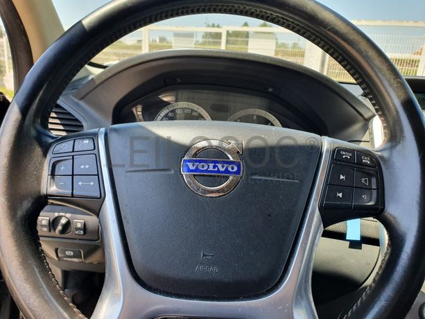 Volvo CX60 · Ano 2009