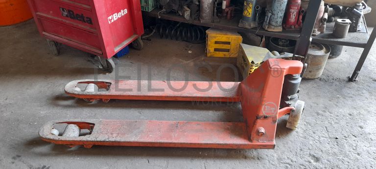 Equipamentos de Oficina · Porta Paletes