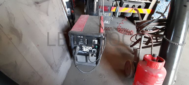 Equipamentos de Oficina · Porta Paletes