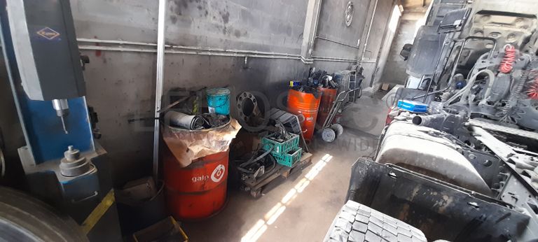 Equipamentos de Oficina · Porta Paletes