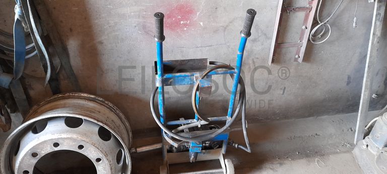 Equipamentos de Oficina · Porta Paletes