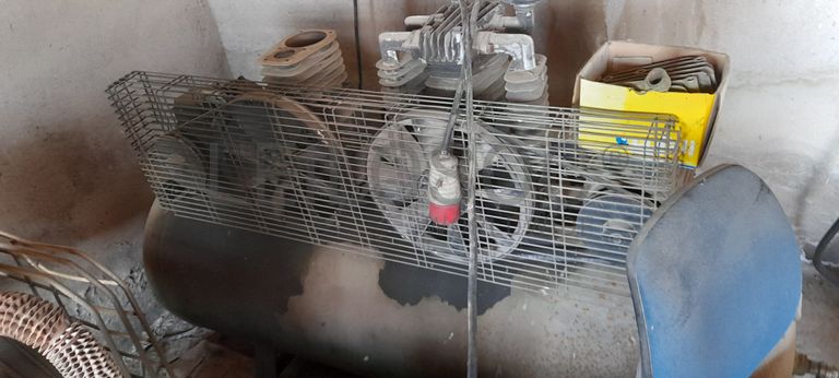 Equipamentos de Oficina · Porta Paletes