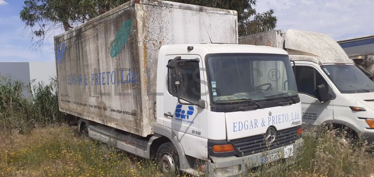 Mercedes-Benz Atego 815