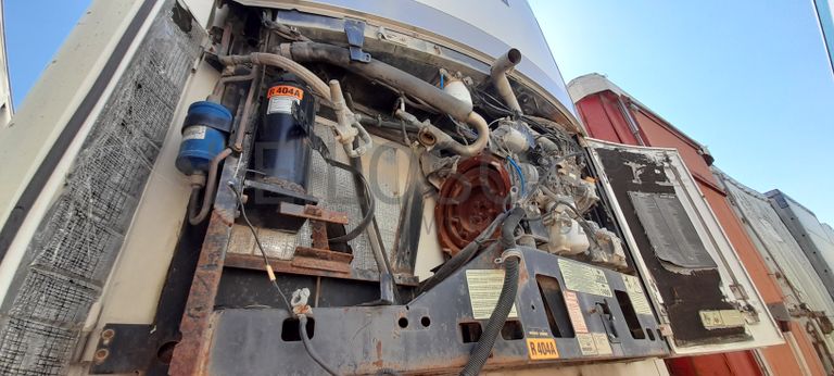 Semirreboque Schmitz SKO24