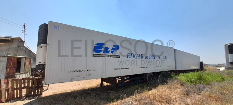 Semirreboque Schmitz SKO24