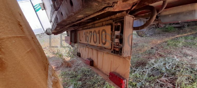 Semirreboque Schmitz SKO24