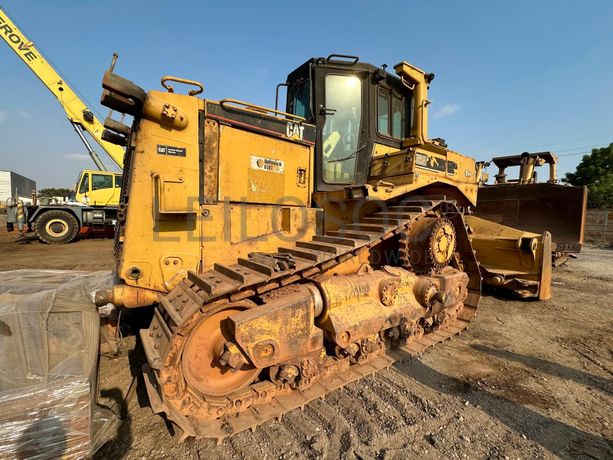 Bulldozer (40T) CATERPILLAR D8 R