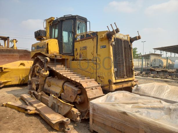 Bulldozer (40T) CATERPILLAR D8 R