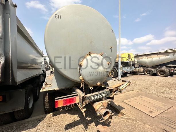 Autotanque de Água (15 M3) VOLVO FM 12-34 (6x4)