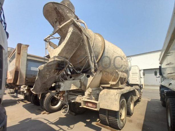 Autobetoneira (7 M3) VOLVO FM 400 (6x4)